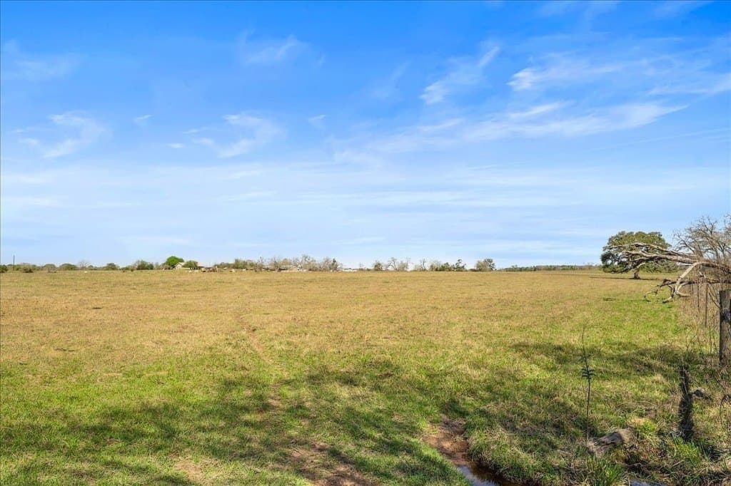 13 acres in Colorado County - photo 18