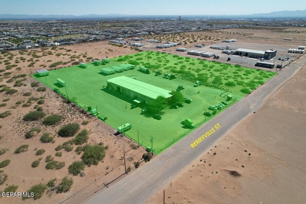 10 acres in El Paso County