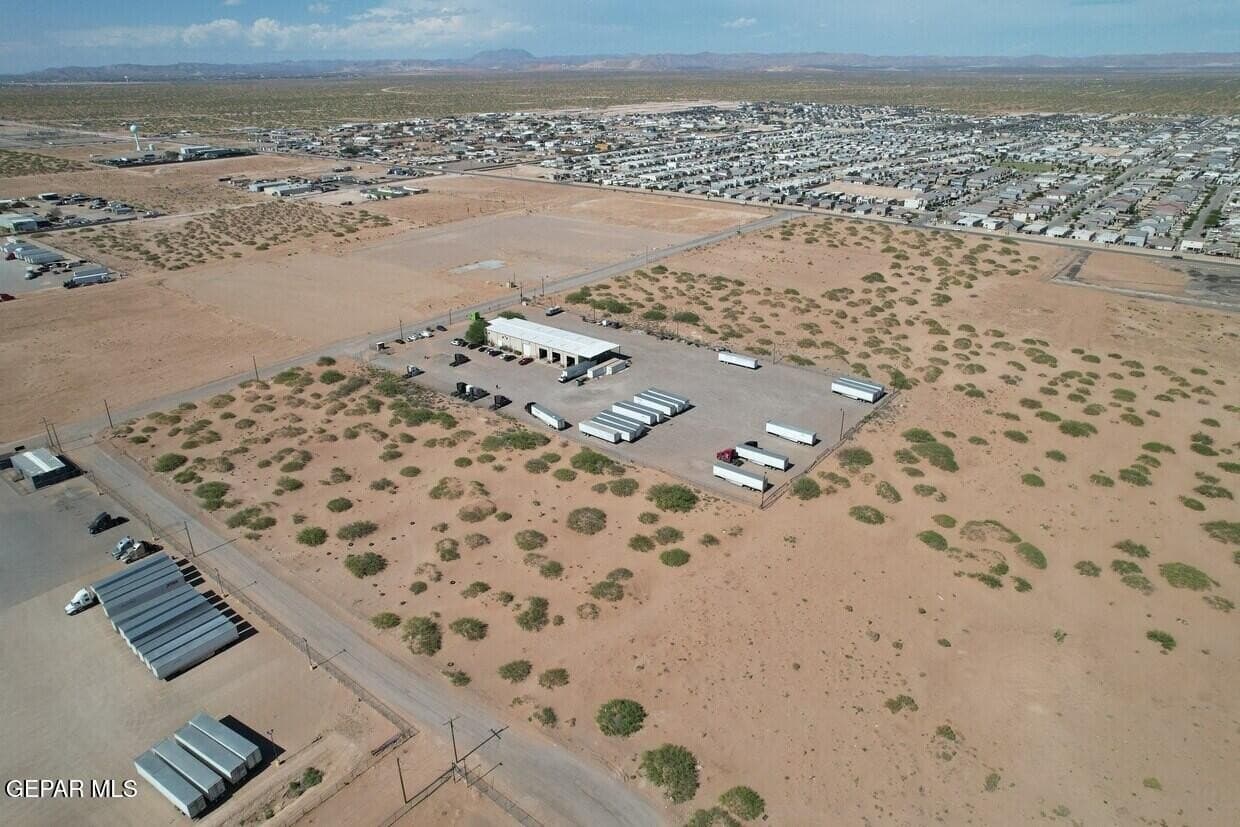 10 acres in El Paso County gallery image 4