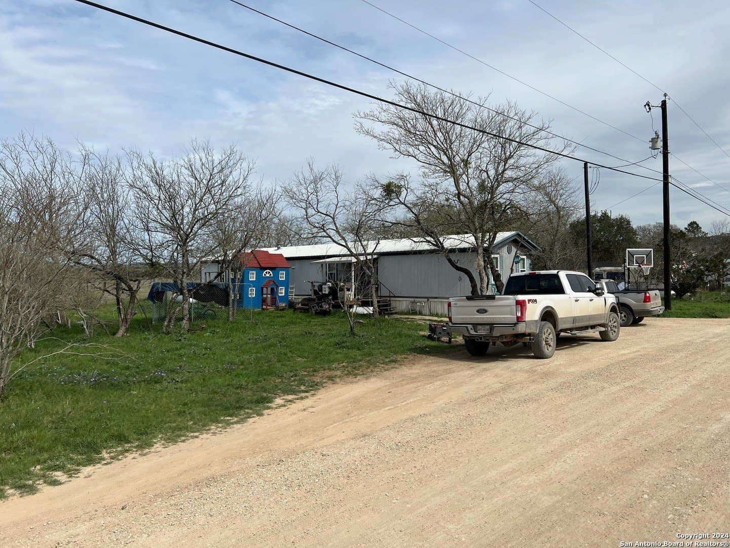 0.09 acres in Bandera County - photo 17