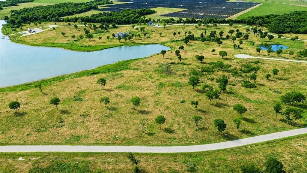 1.86 acres in Navarro County gallery image 2