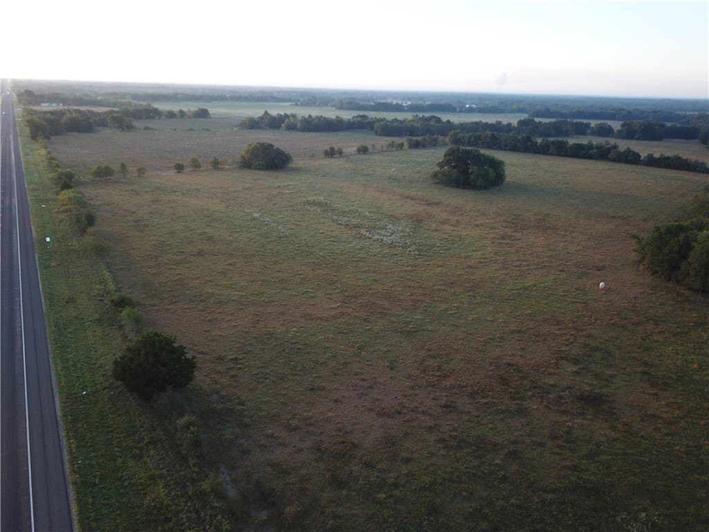 200.26 acres in Freestone County - photo 34