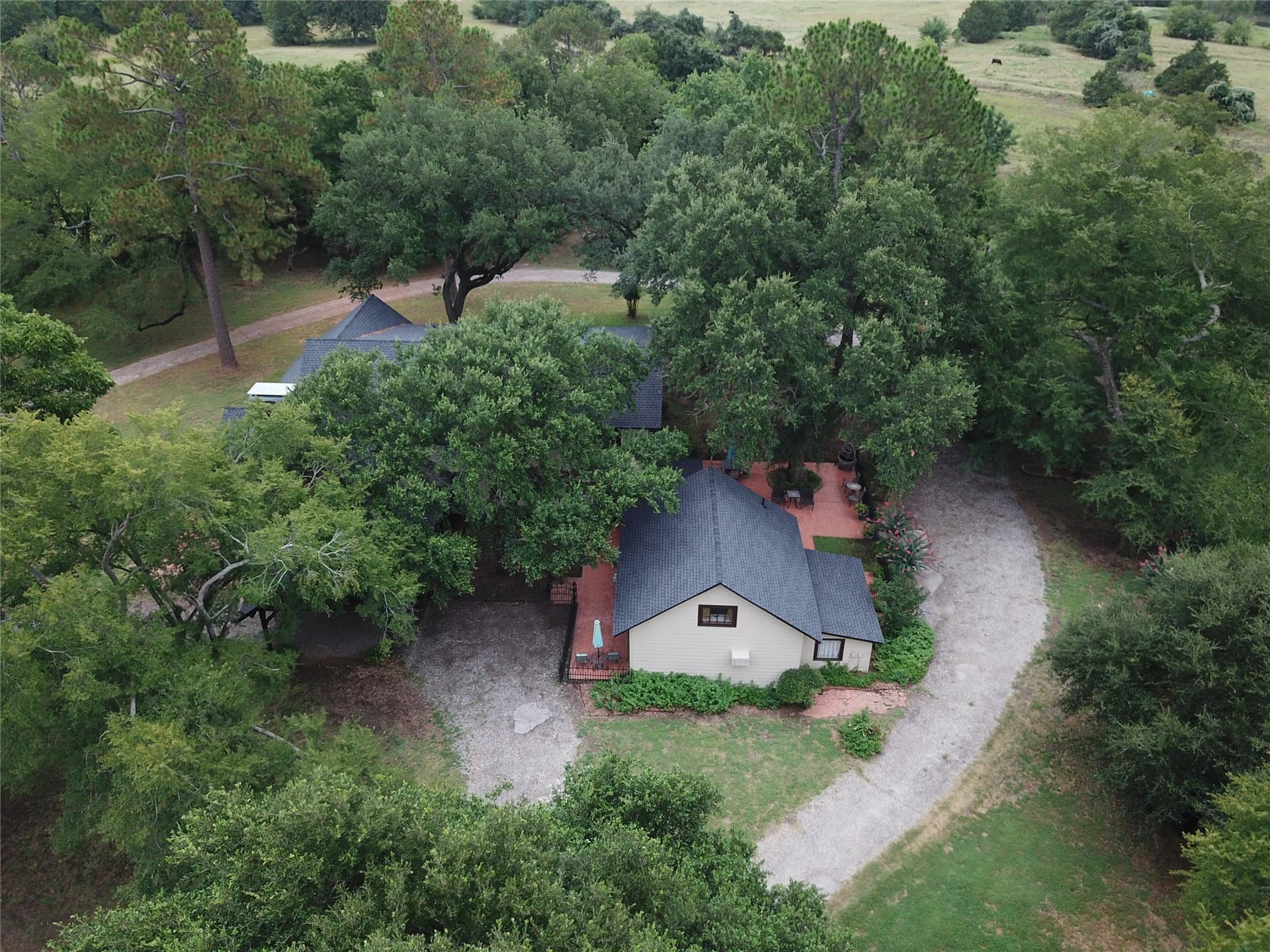 200.26 acres in Freestone County - photo 3