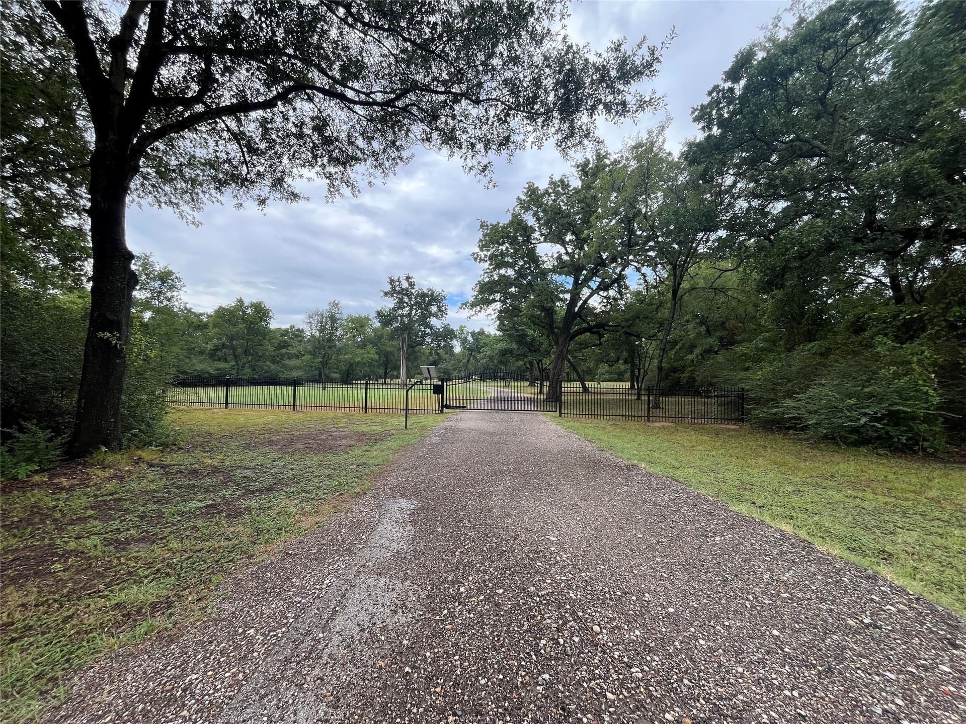 200.26 acres in Freestone County - photo 5