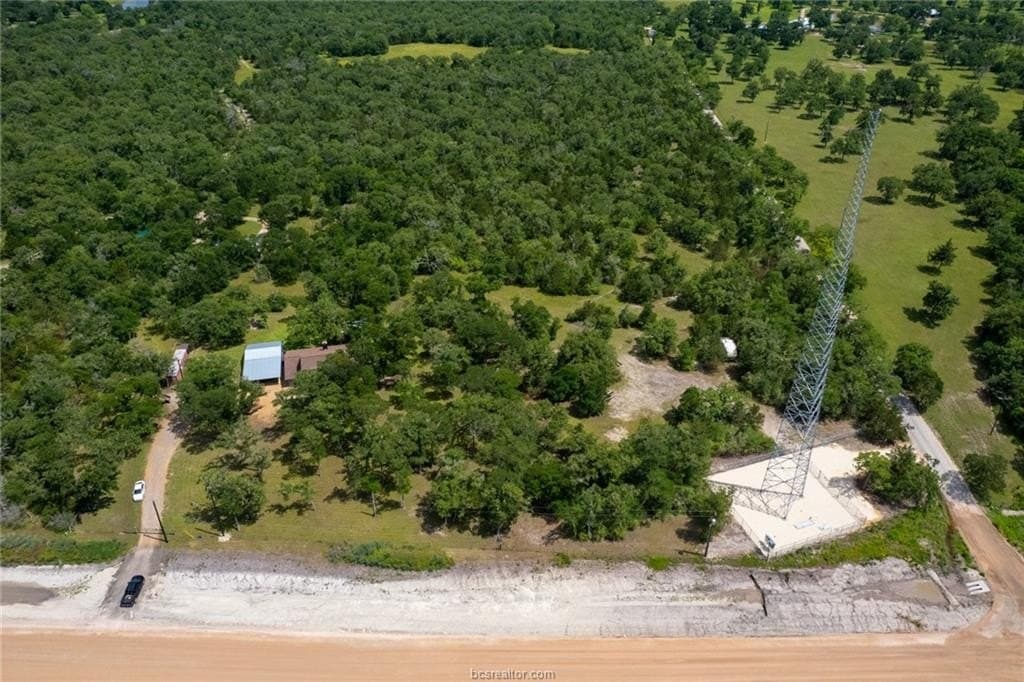 1.42 acres in Burleson County gallery image 3