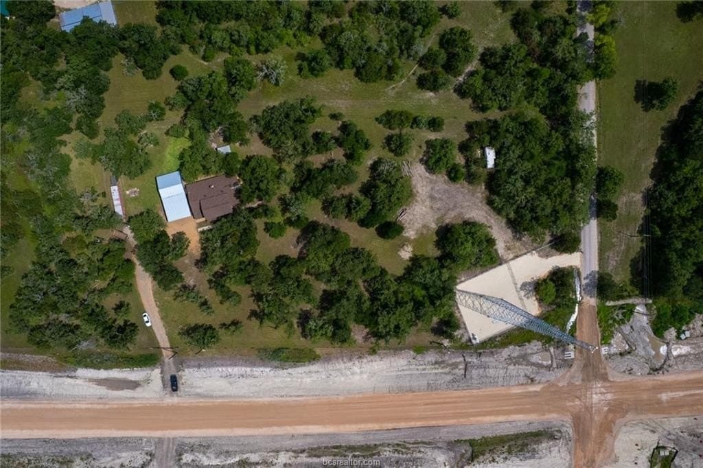 1.42 acres in Burleson County gallery image 4