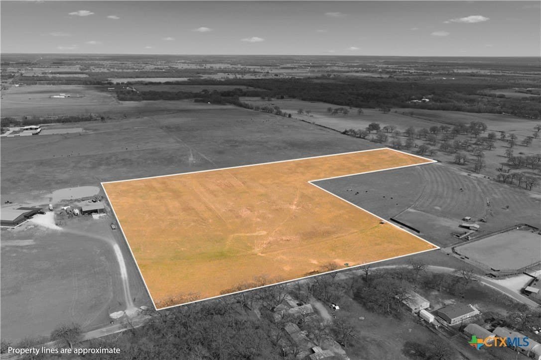 18.09 acres in Hill County gallery image 3