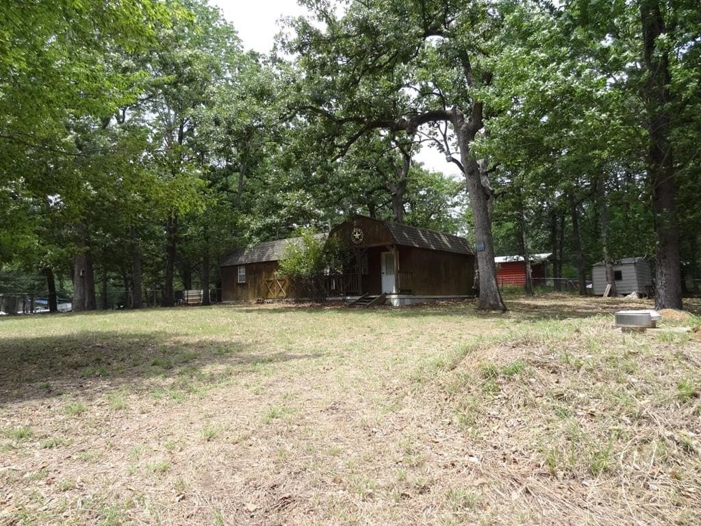 0.26 acres in Henderson County - photo 27