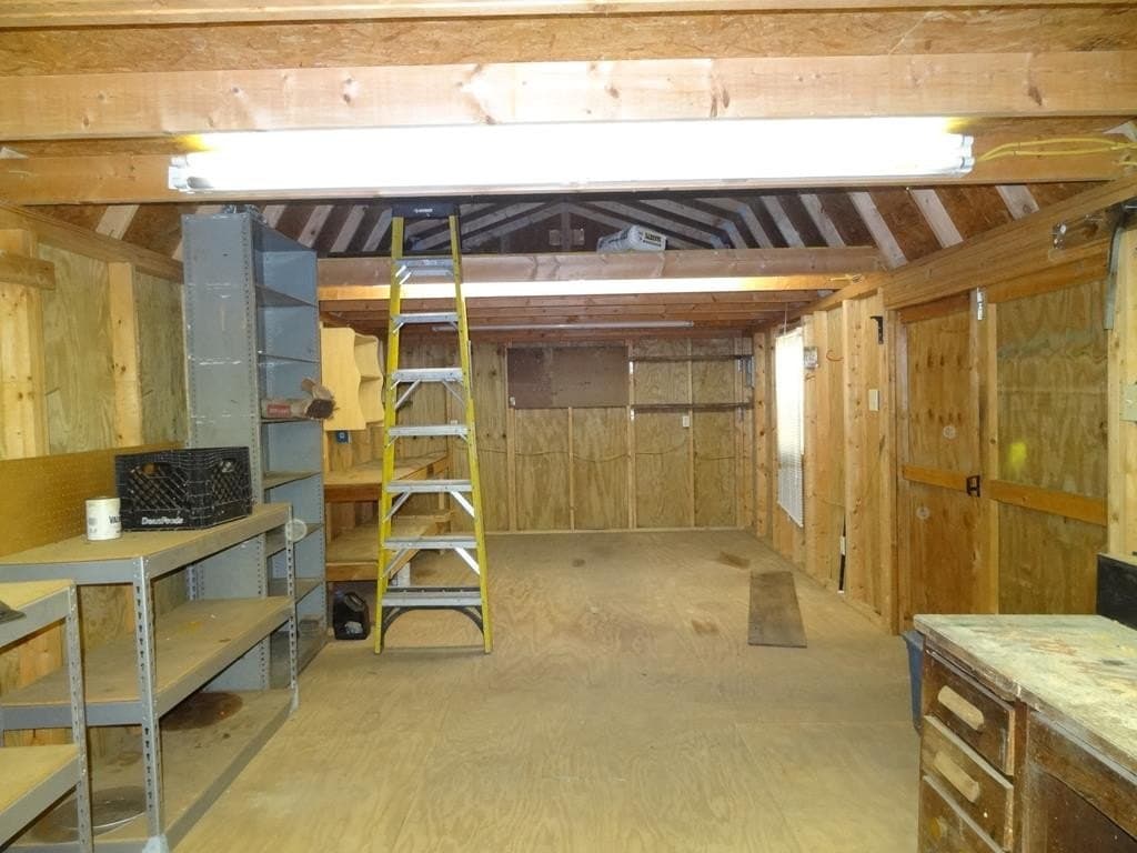 0.26 acres in Henderson County - photo 7