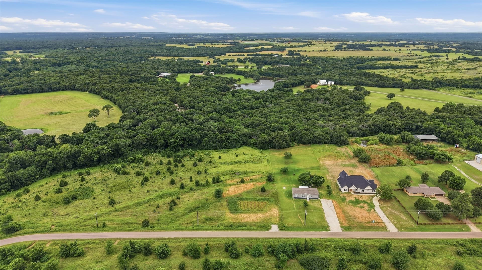 1.57 acres in Grayson County - photo 15
