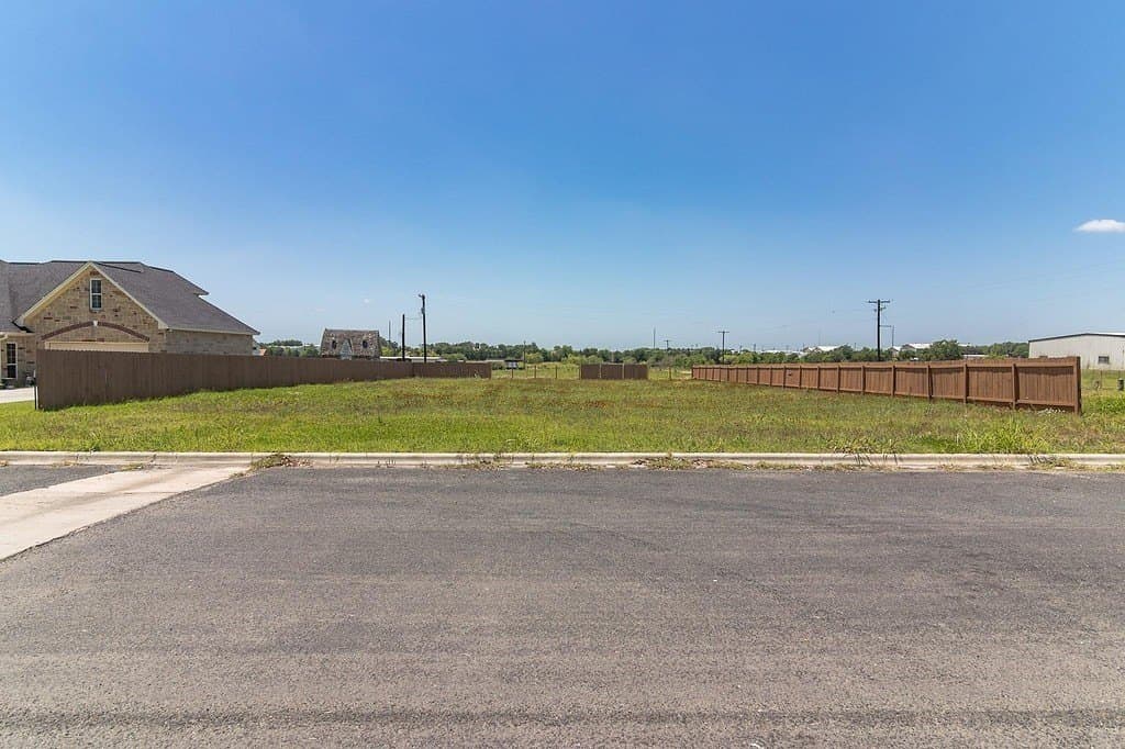 0.34 acres in Fayette County - photo 7