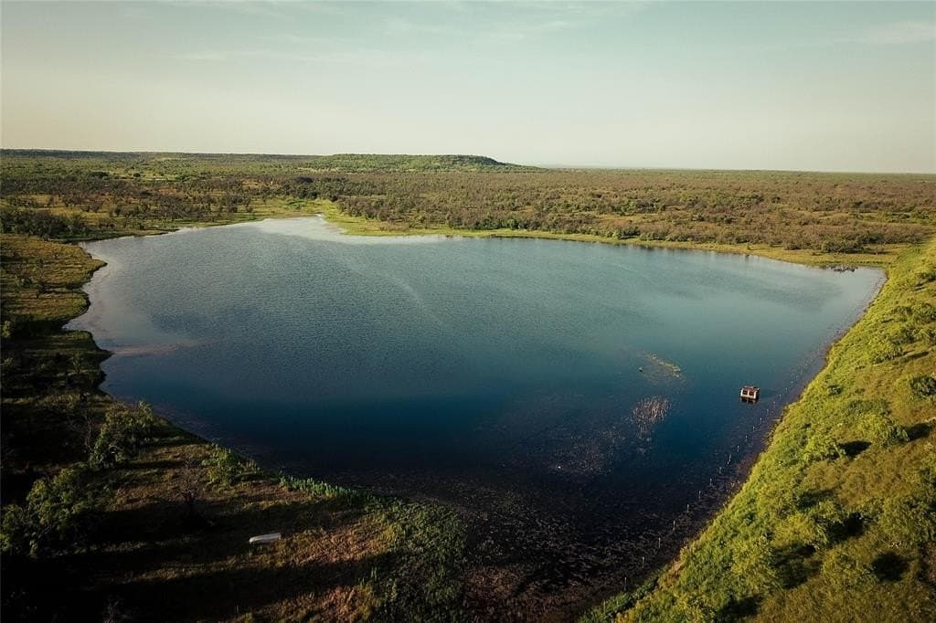 1,350 acres in Coleman County
