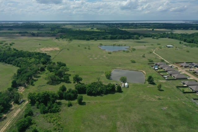 8.22 acres in Henderson County - photo 10