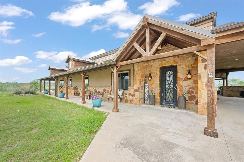 30.48 acres in Ellis County