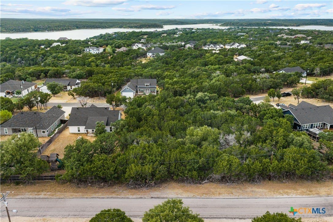 0.4 acres in Bell County - photo 6