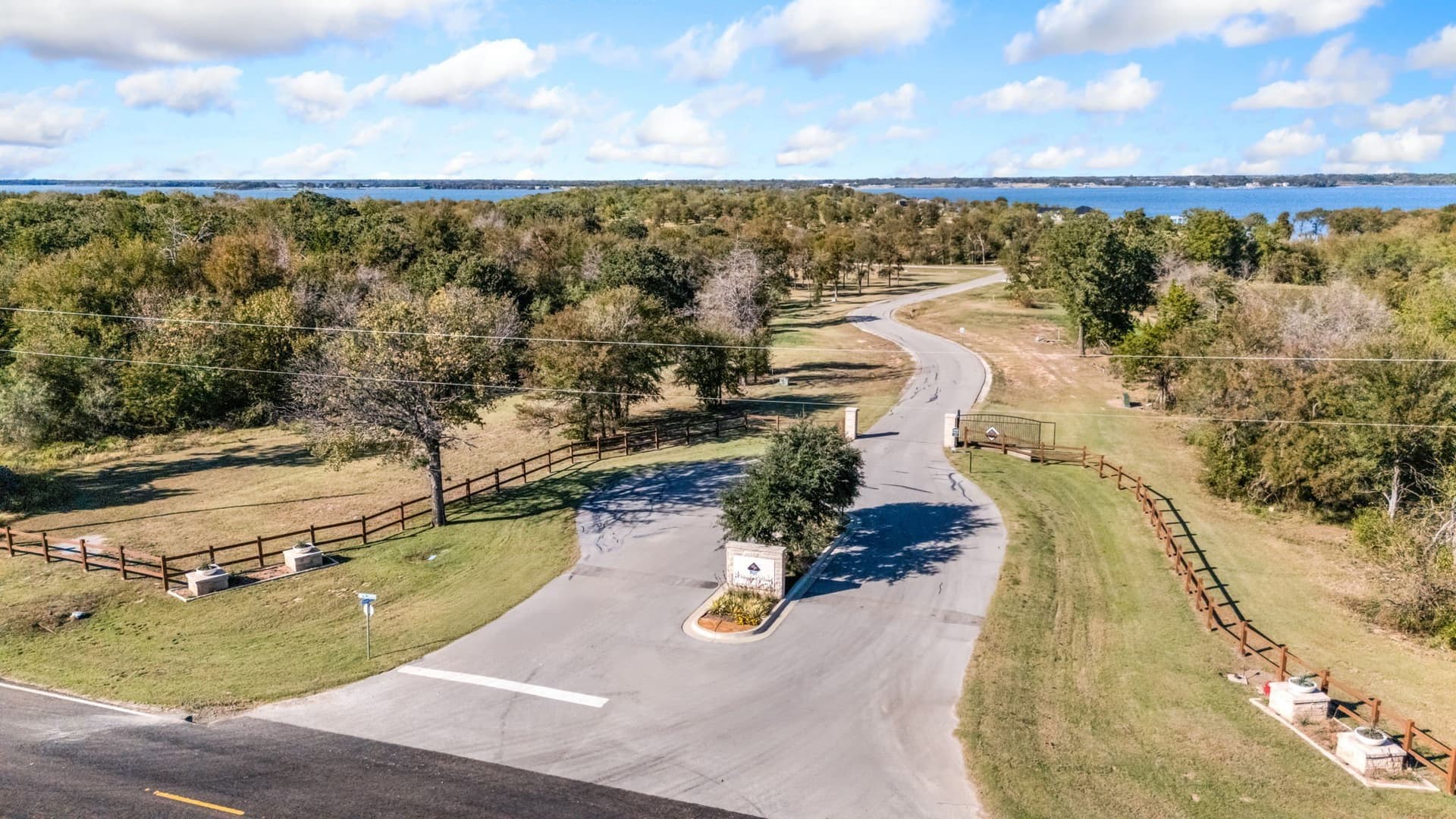 1.01 acres in Navarro County - photo 7
