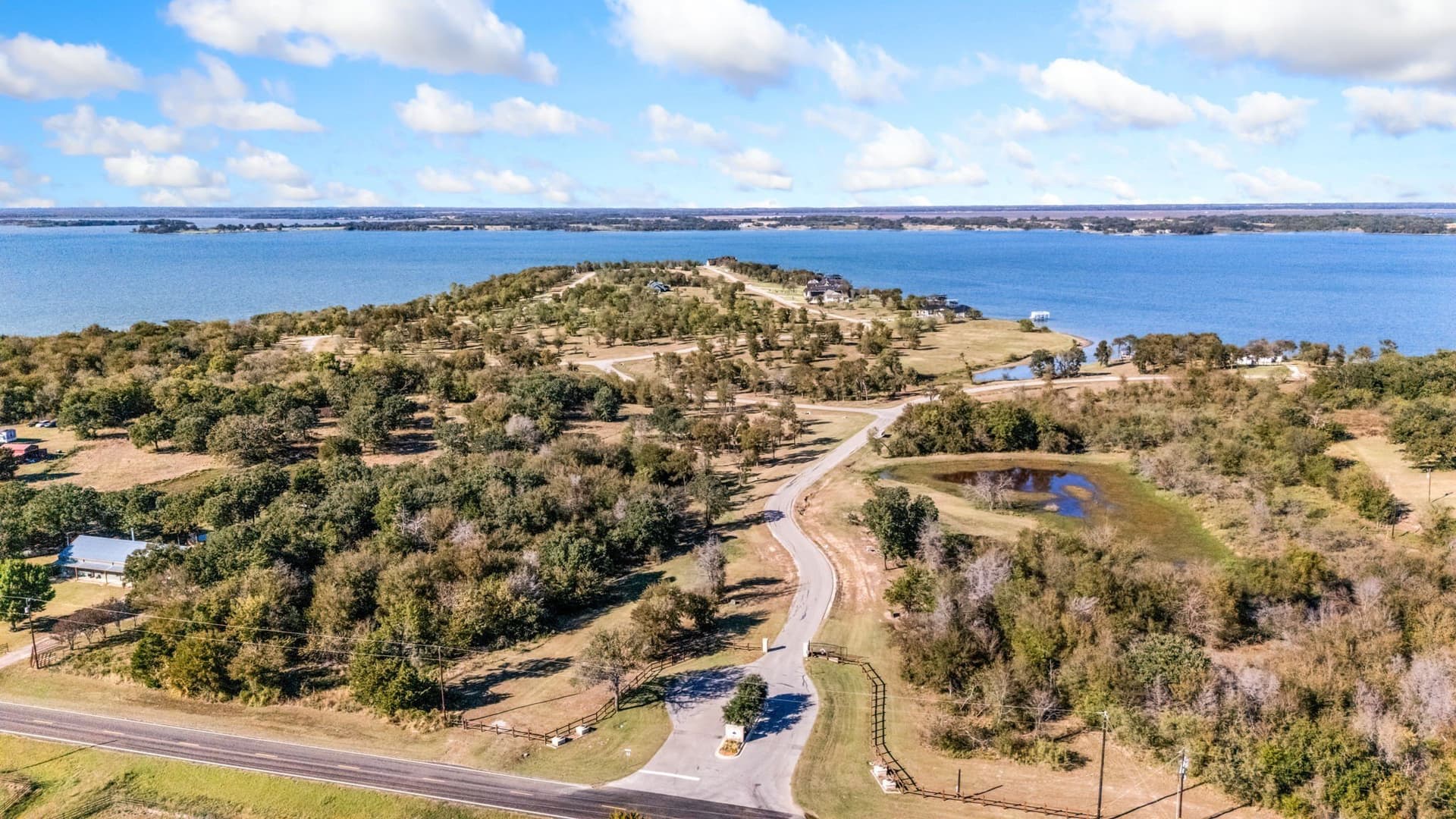 1.01 acres in Navarro County - photo 8