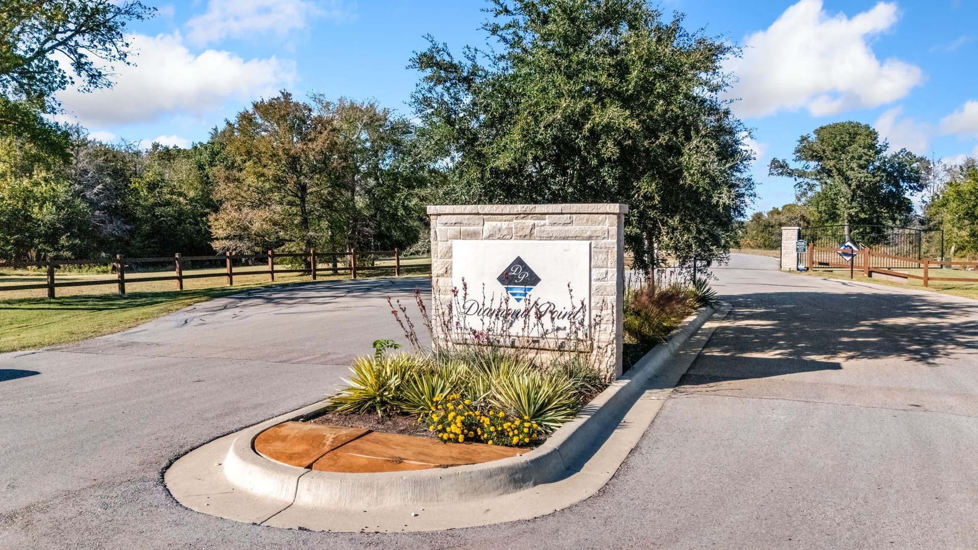1.01 acres in Navarro County - photo 6