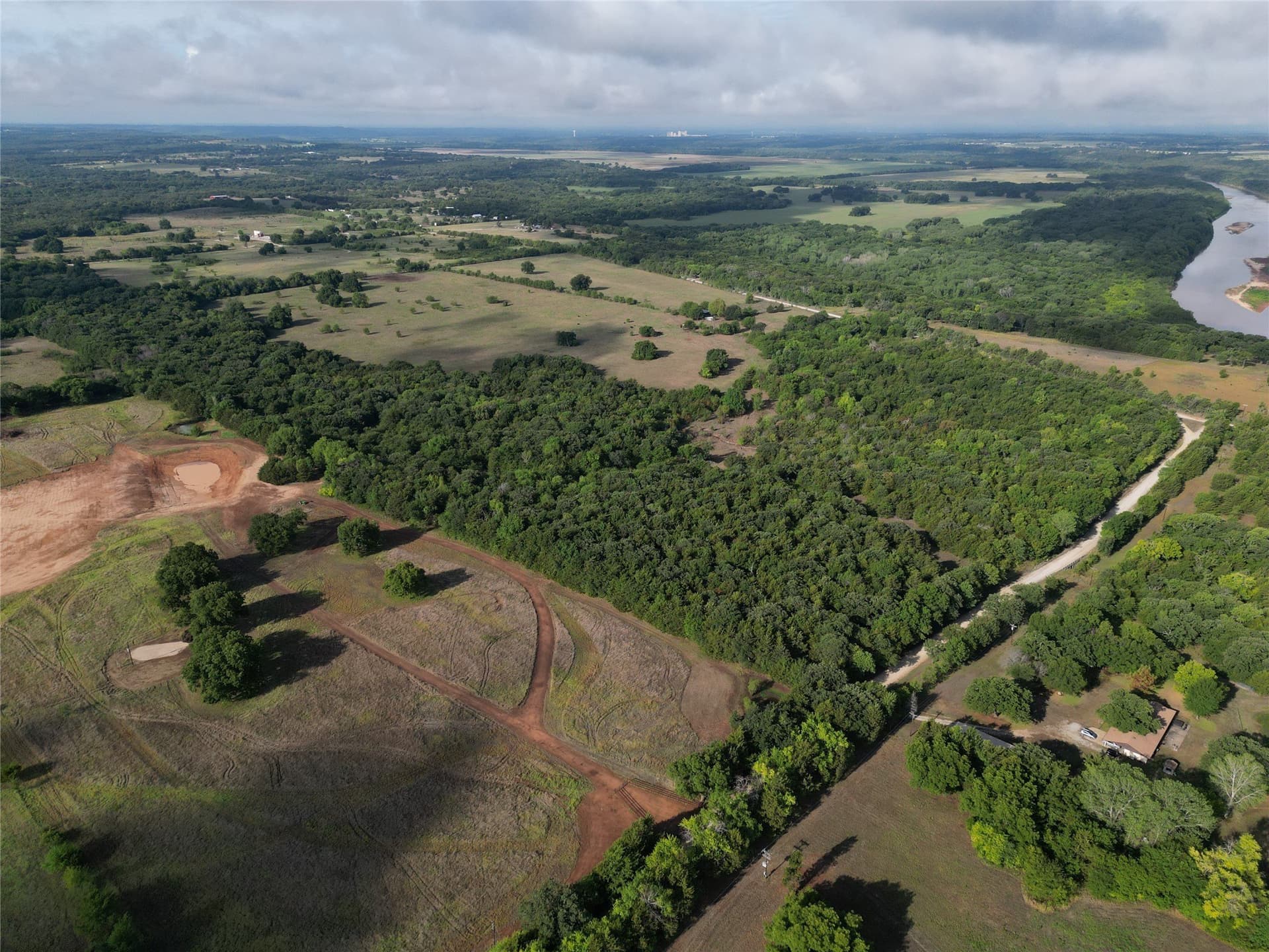 31 acres in Cooke County - photo 10