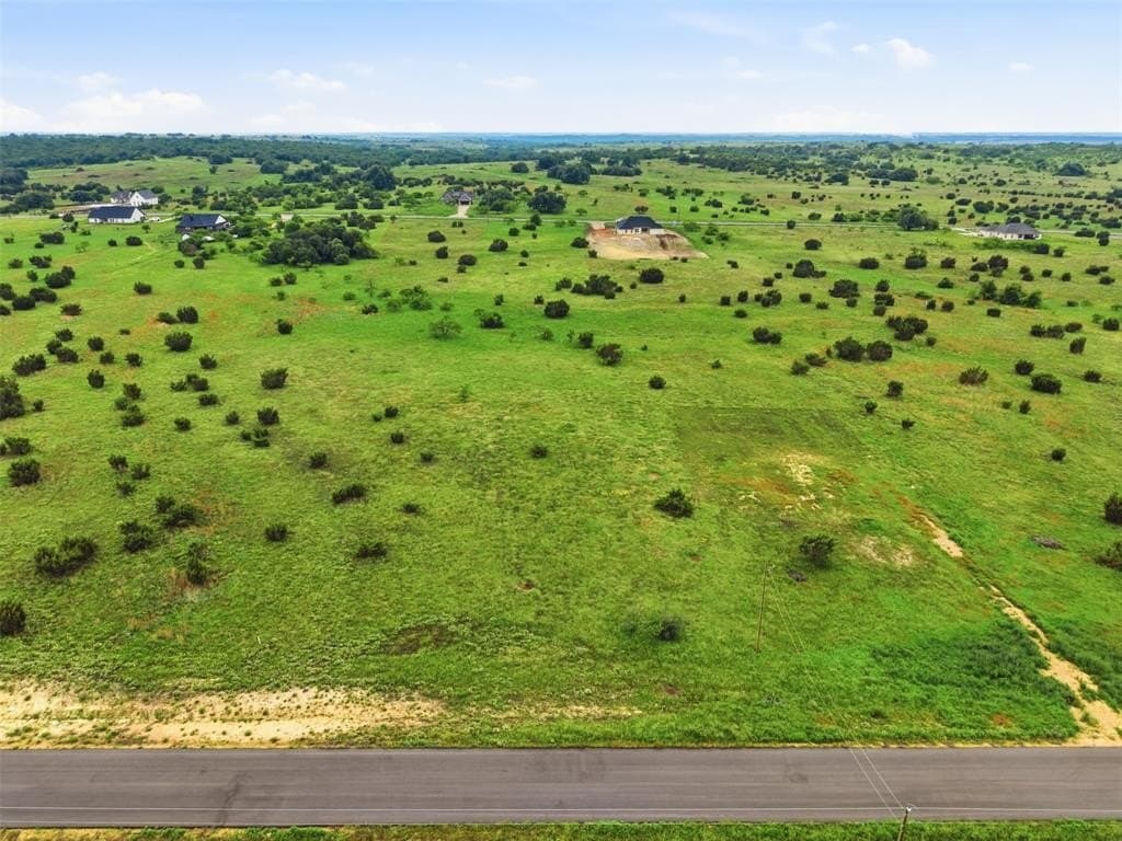 2.08 acres in Hood County gallery image 3