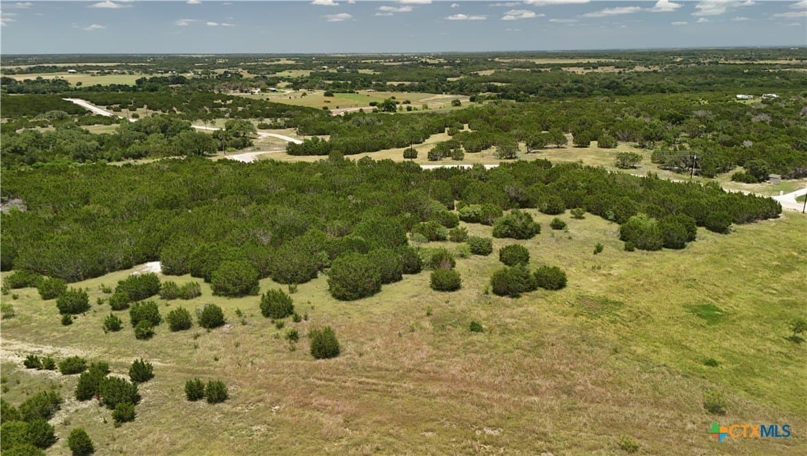 5 acres in Burnet County gallery image 3