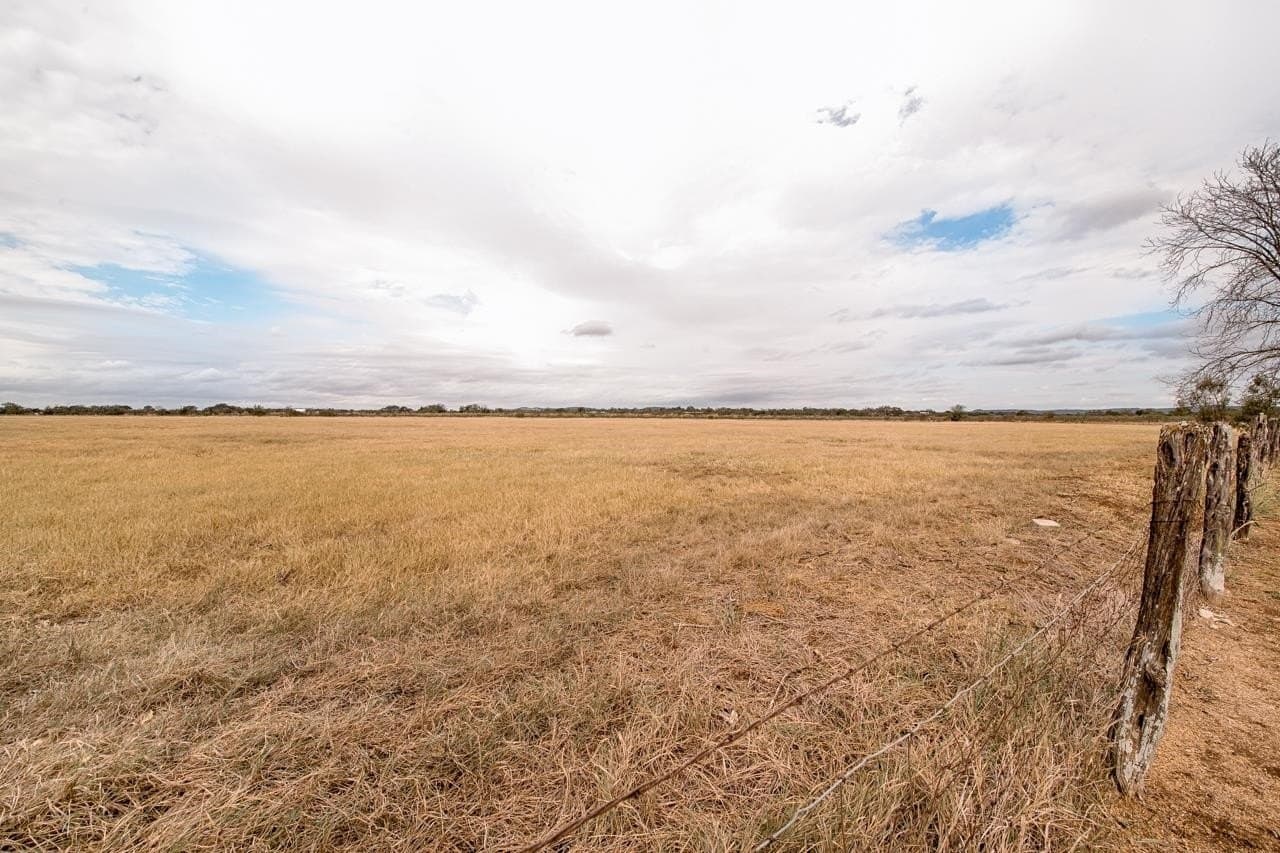 10 acres in Kendall County - photo 7