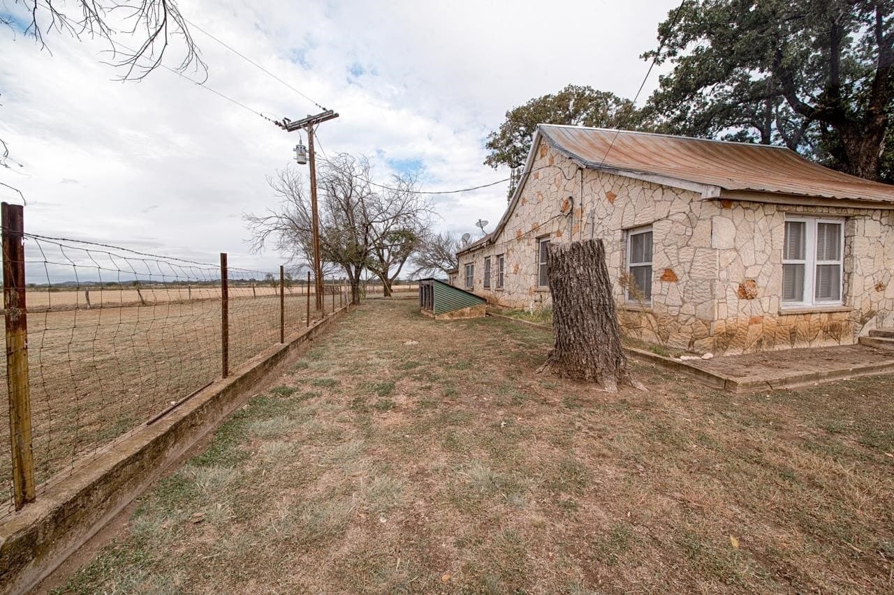 10 acres in Kendall County featured view