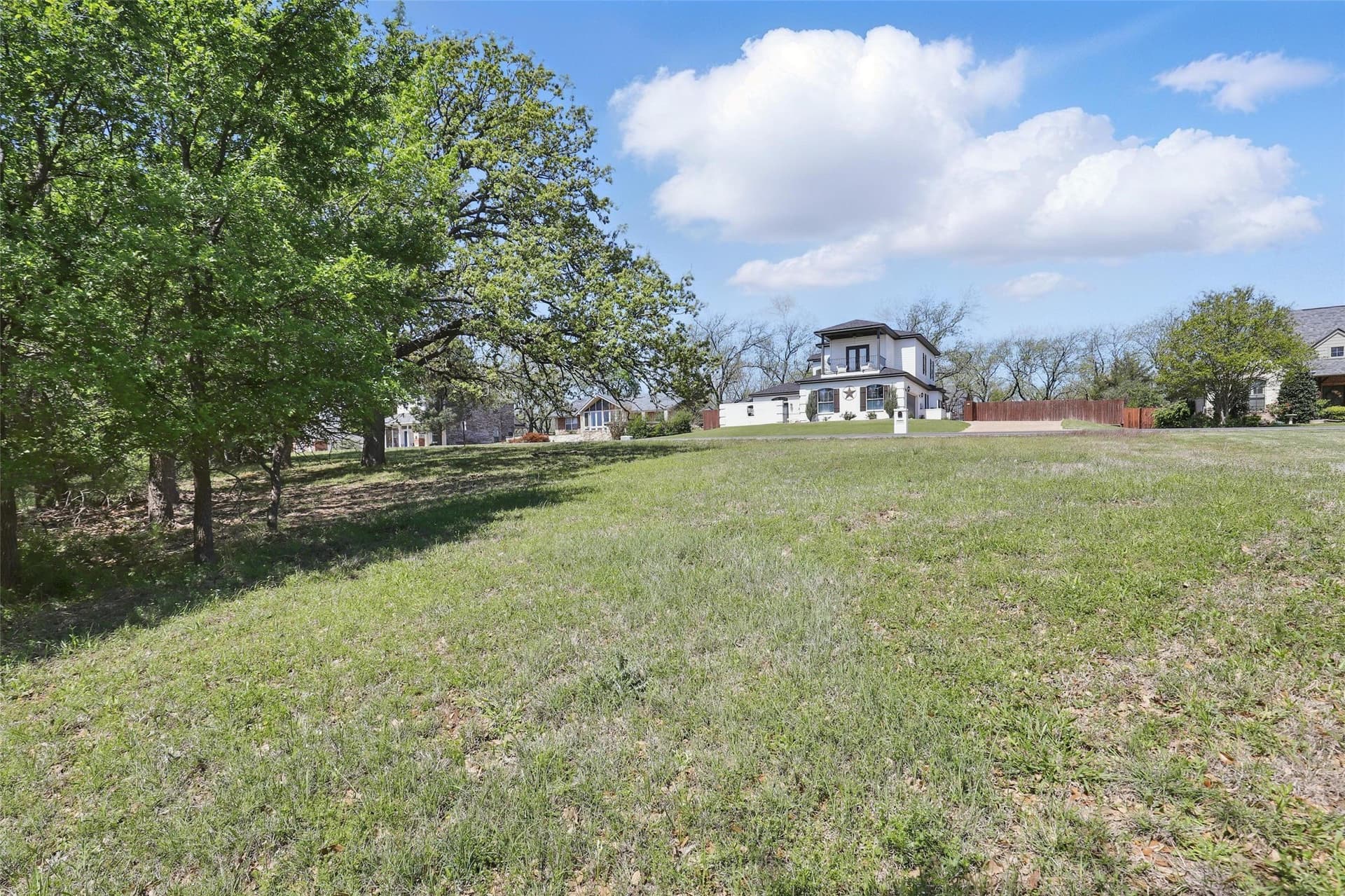 0.75 acres in Hood County - photo 8