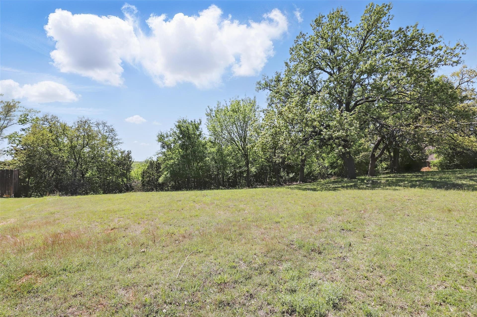 0.75 acres in Hood County - photo 9