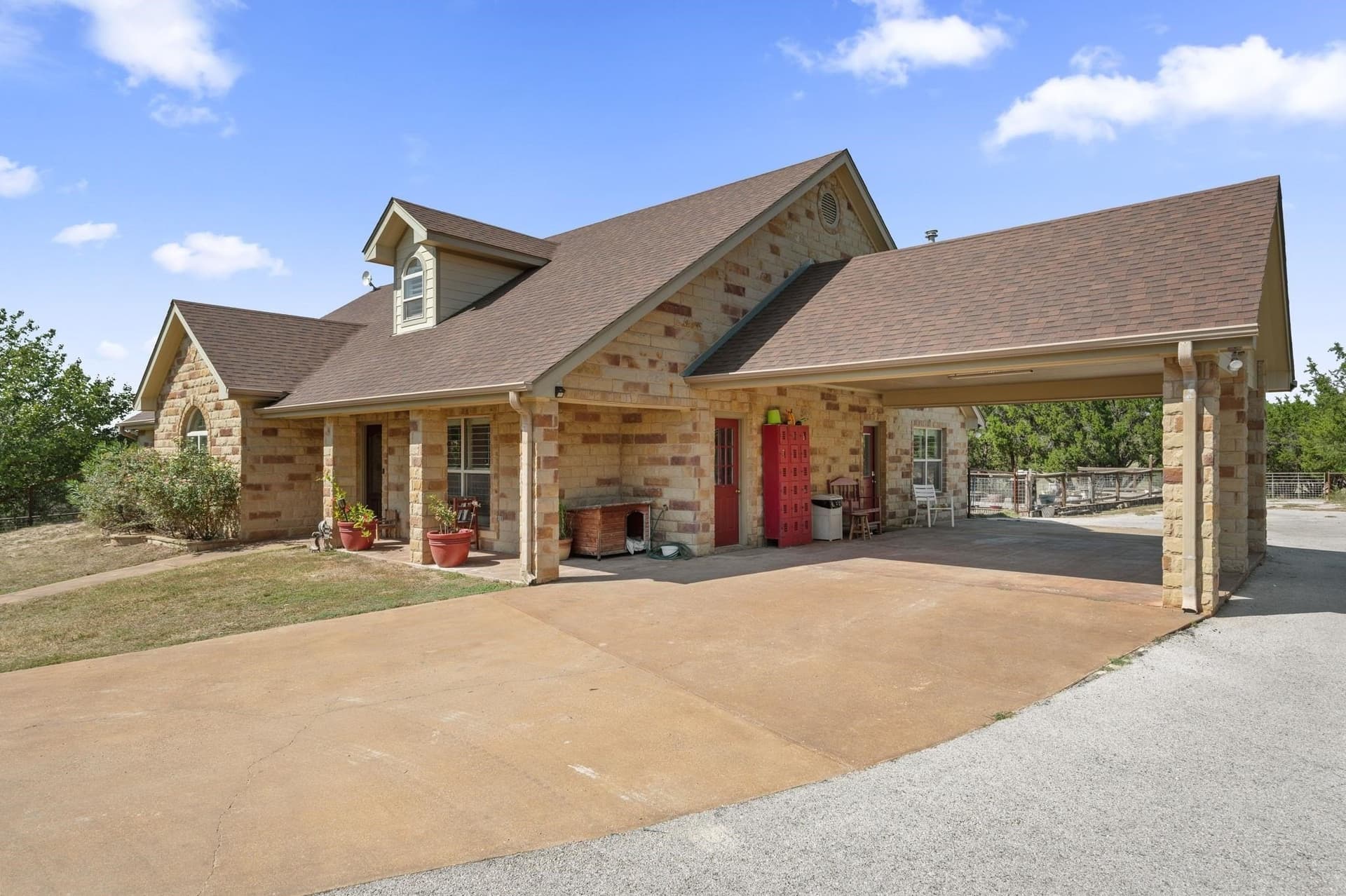 10.41 acres in Lampasas County gallery image 4