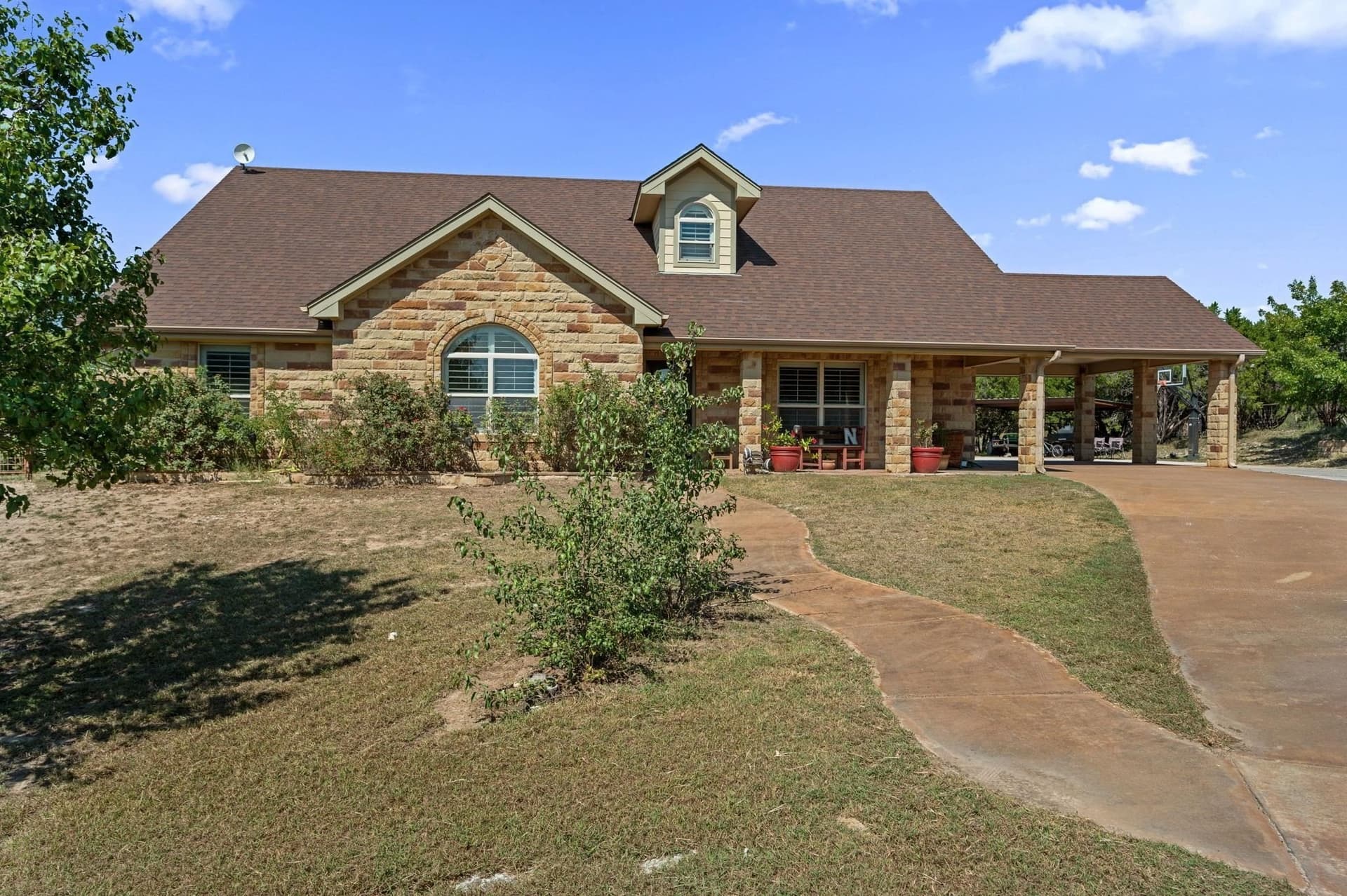 10.41 acres in Lampasas County gallery image 3