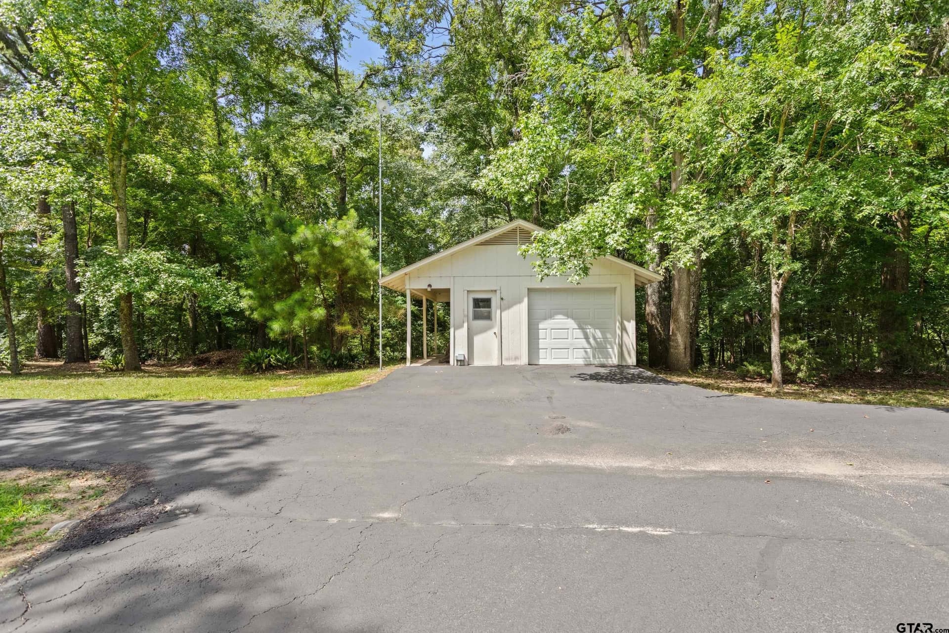 15.5 acres in Smith County - photo 41