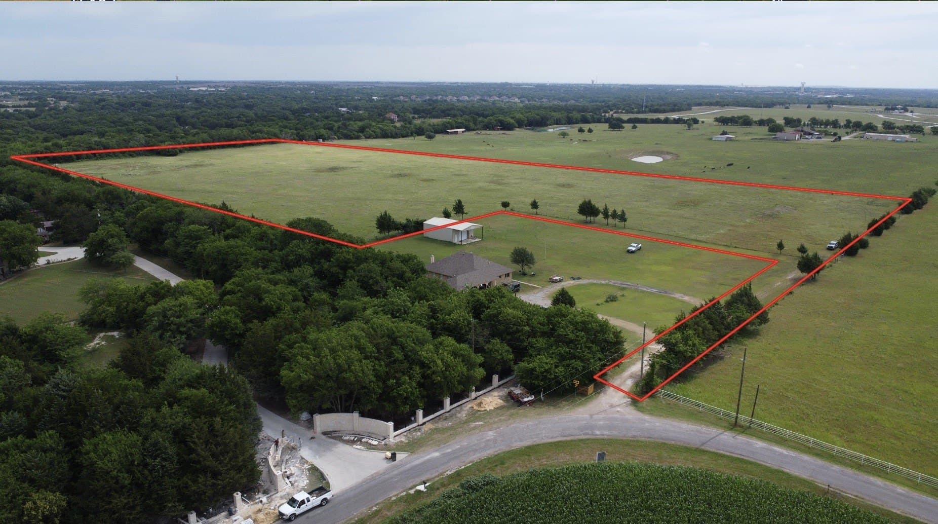 20.82 acres in Ellis County