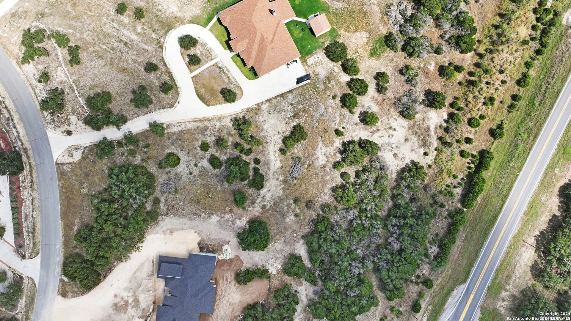 1.84 acres in Bexar County gallery image 3