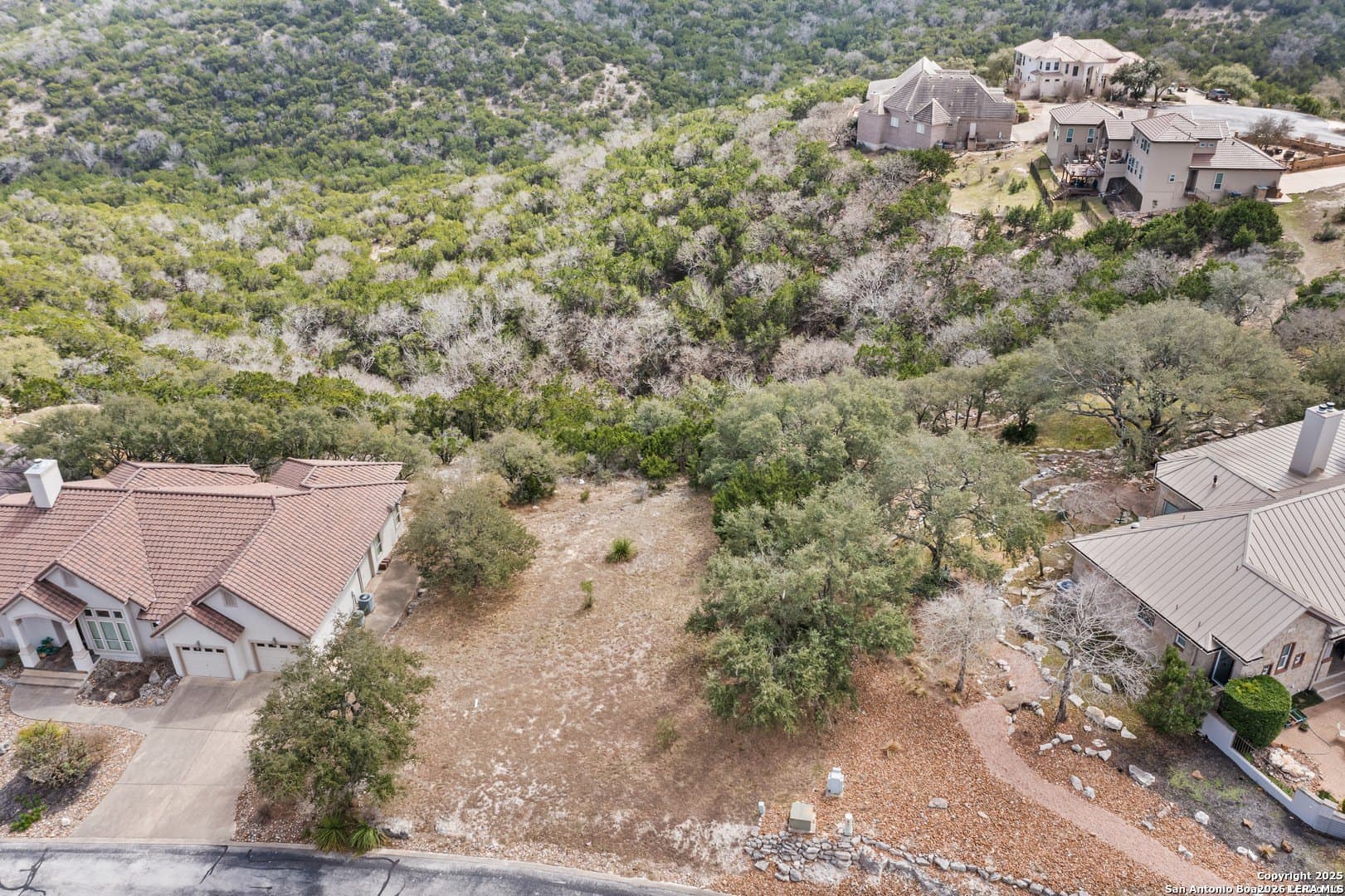 0.28 acres in Kendall County gallery image 3
