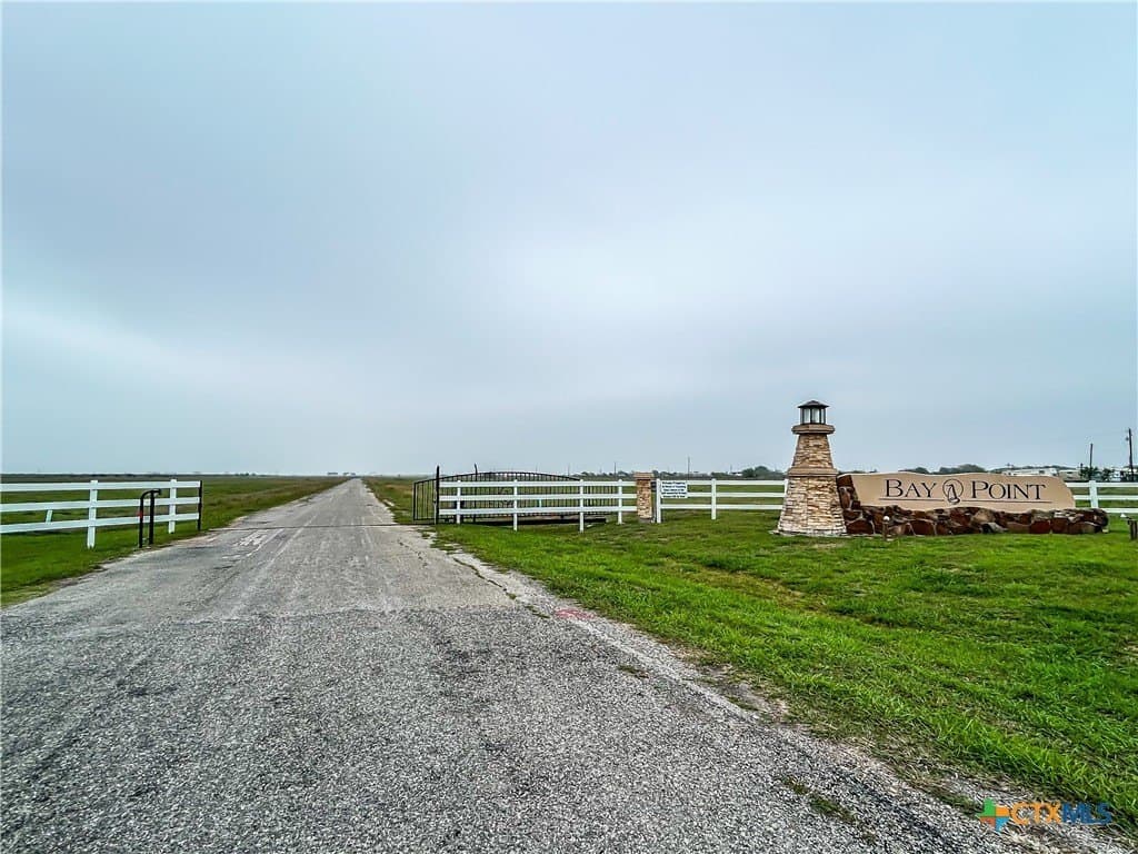 5.12 acres in Calhoun County featured view