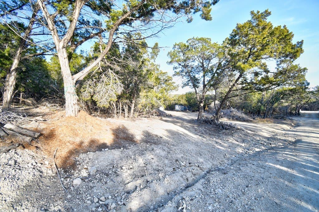 2.46 acres in Kerr County - photo 7