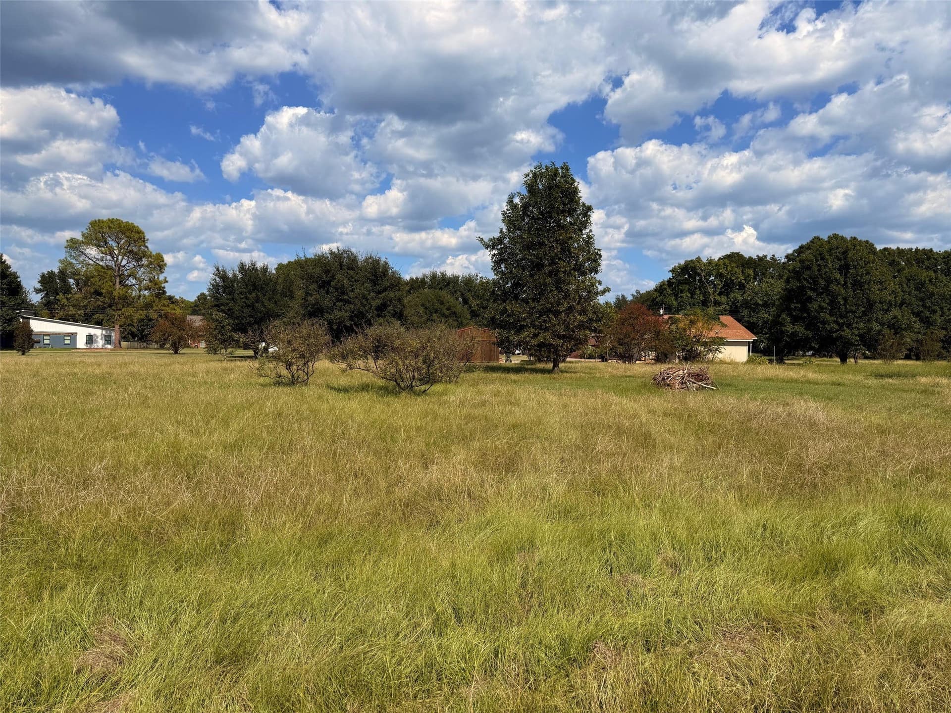 0.24 acres in Henderson County gallery image 2