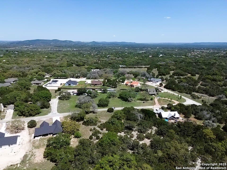 0.51 acres in Bandera County - photo 8