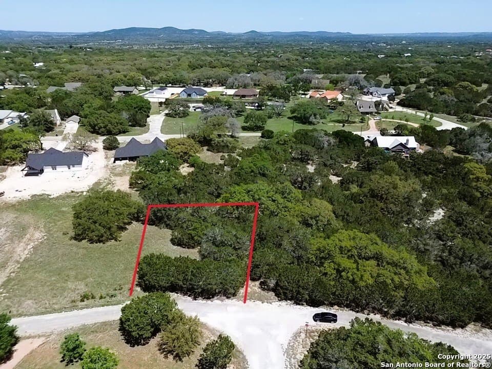 0.51 acres in Bandera County gallery image 2