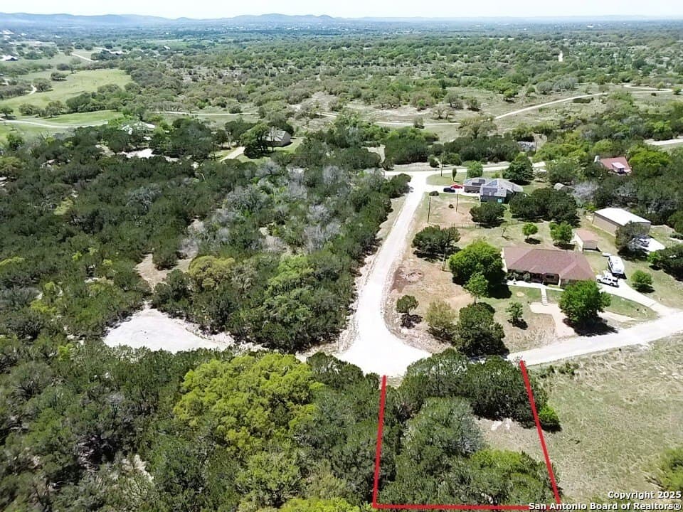 0.51 acres in Bandera County gallery image 4
