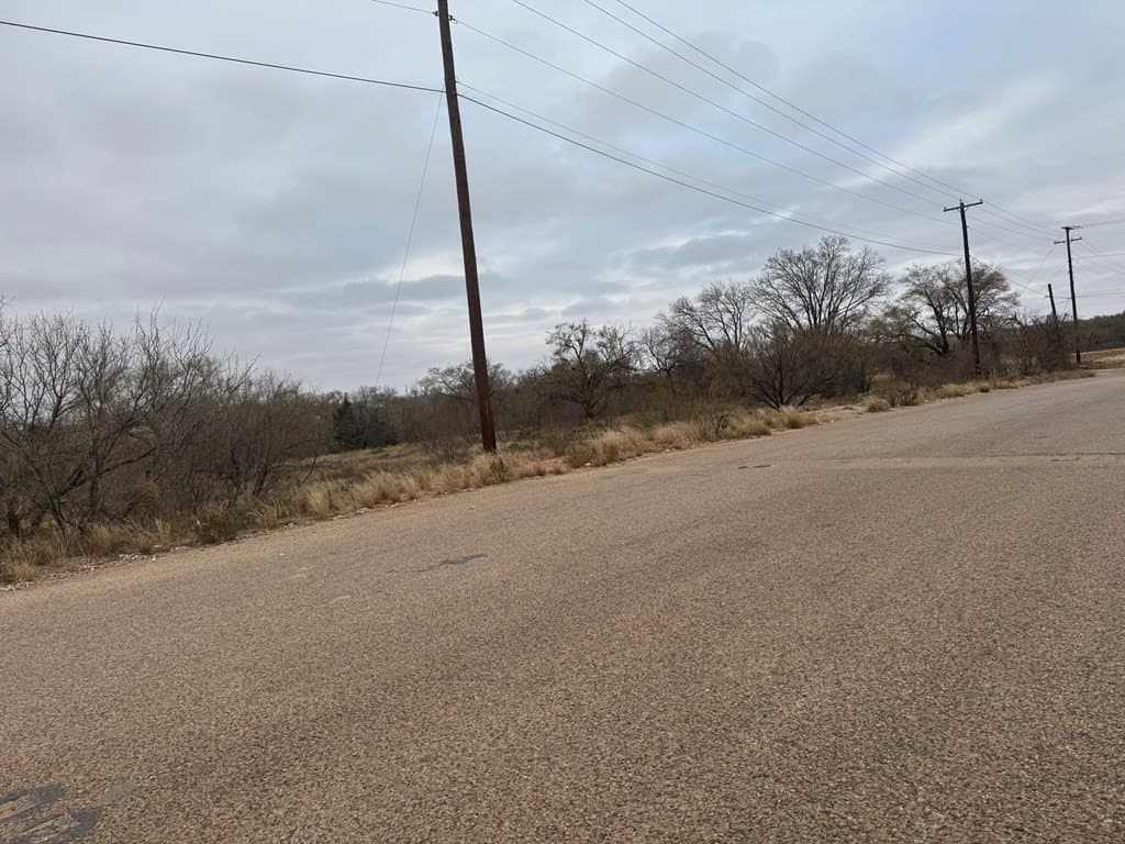 0.83 acres in Mitchell County gallery image 3