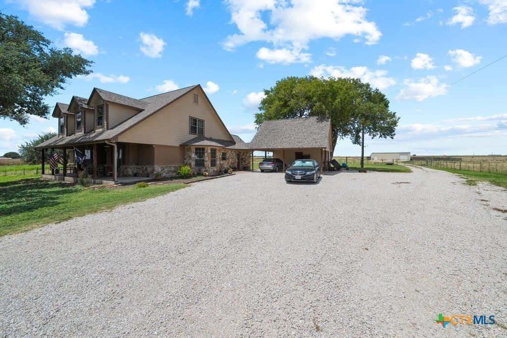 11.3 acres in Guadalupe County gallery image 4