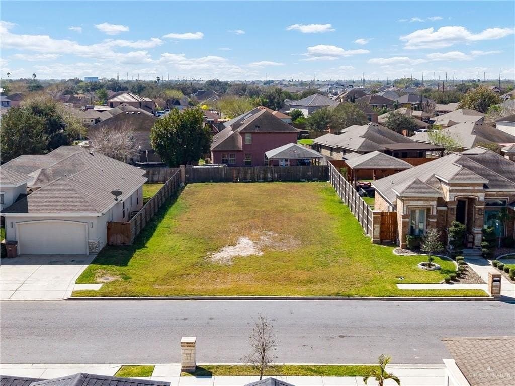 0.2 acres in Hidalgo County gallery image 2