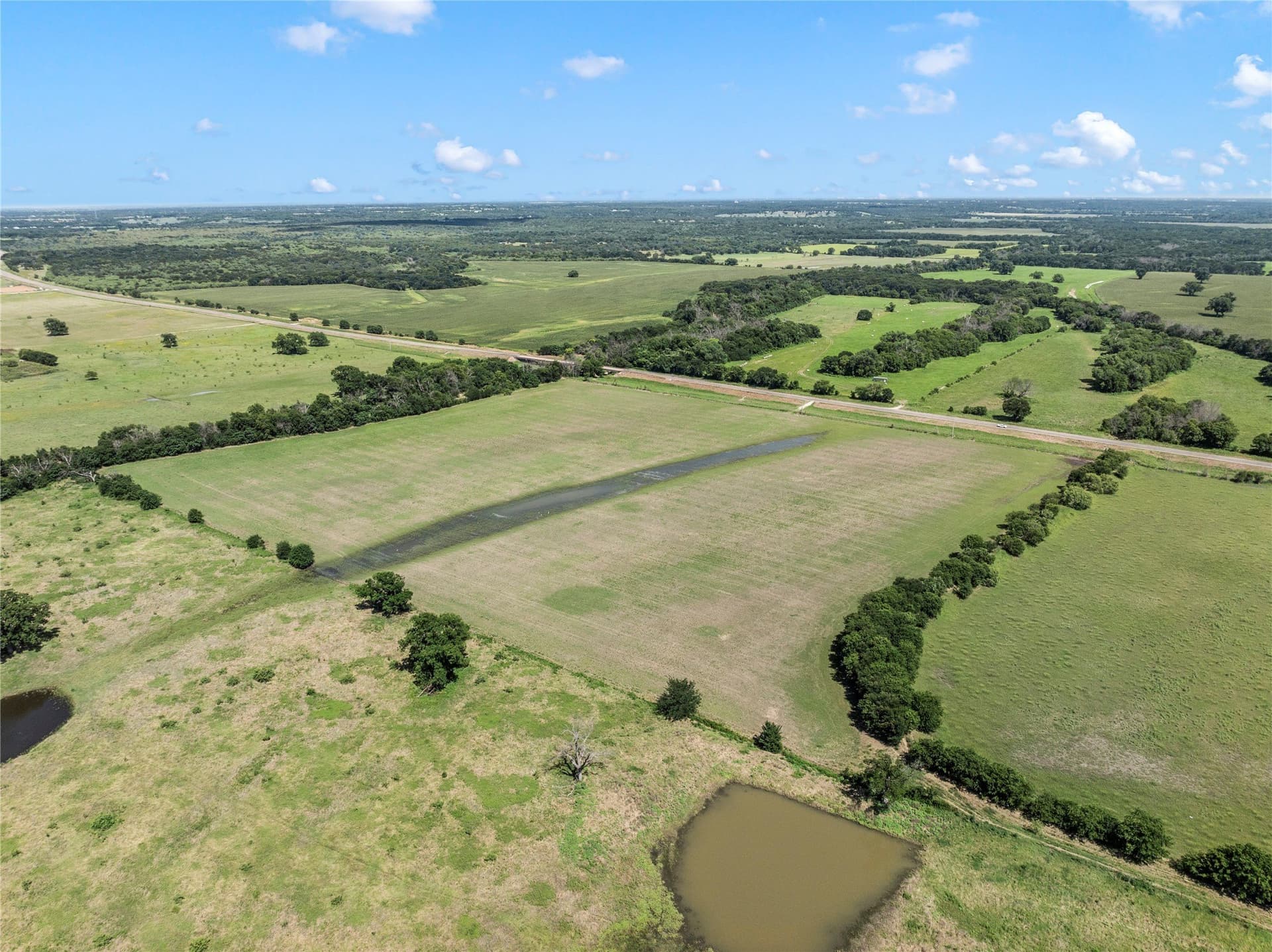 30 acres in McLennan County - photo 4