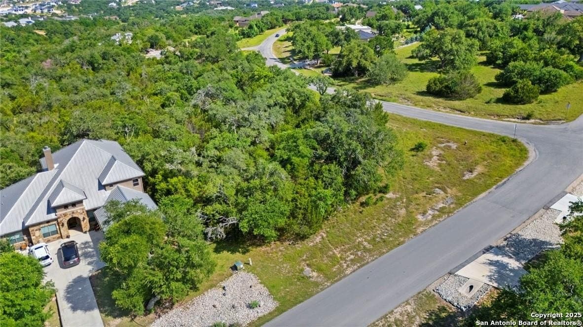 1.22 acres in Comal County - photo 6
