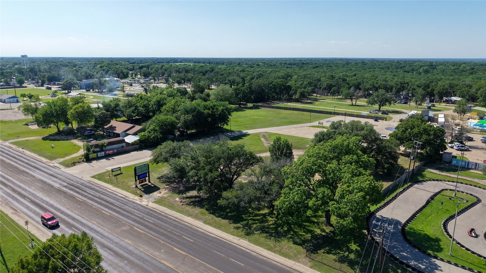 1.13 acres in Henderson County gallery image 3