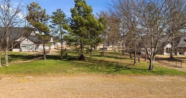 0.5 acres in Smith County - photo 5