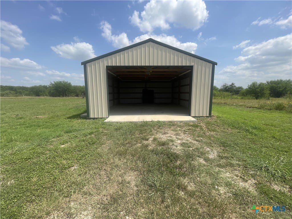 13.55 acres in Hays County - photo 6