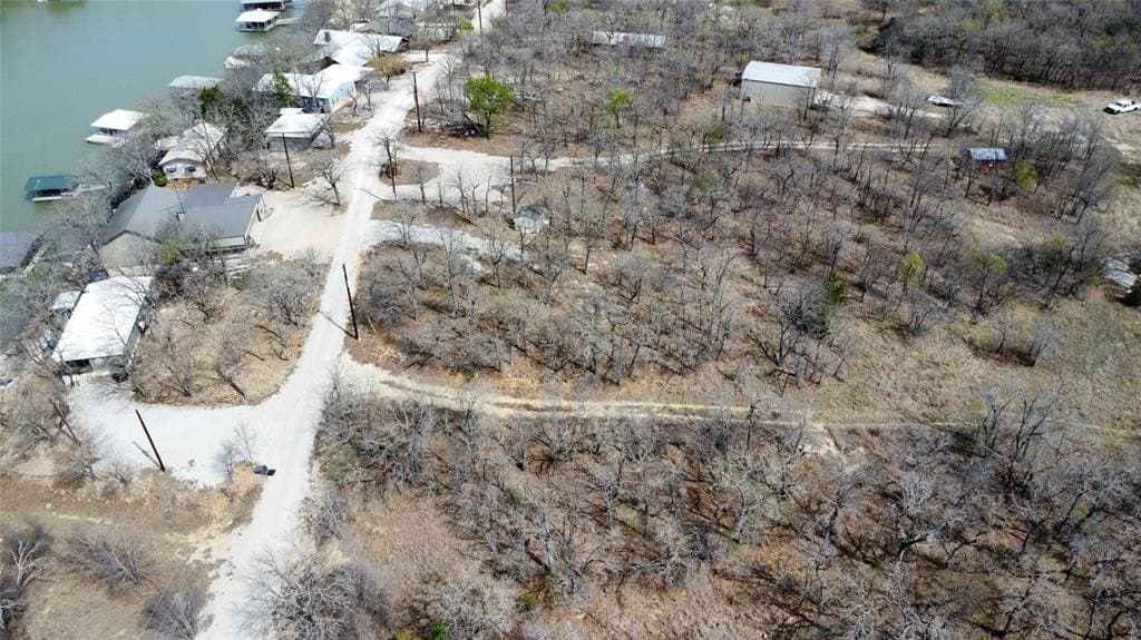 0.32 acres in Wise County gallery image 2